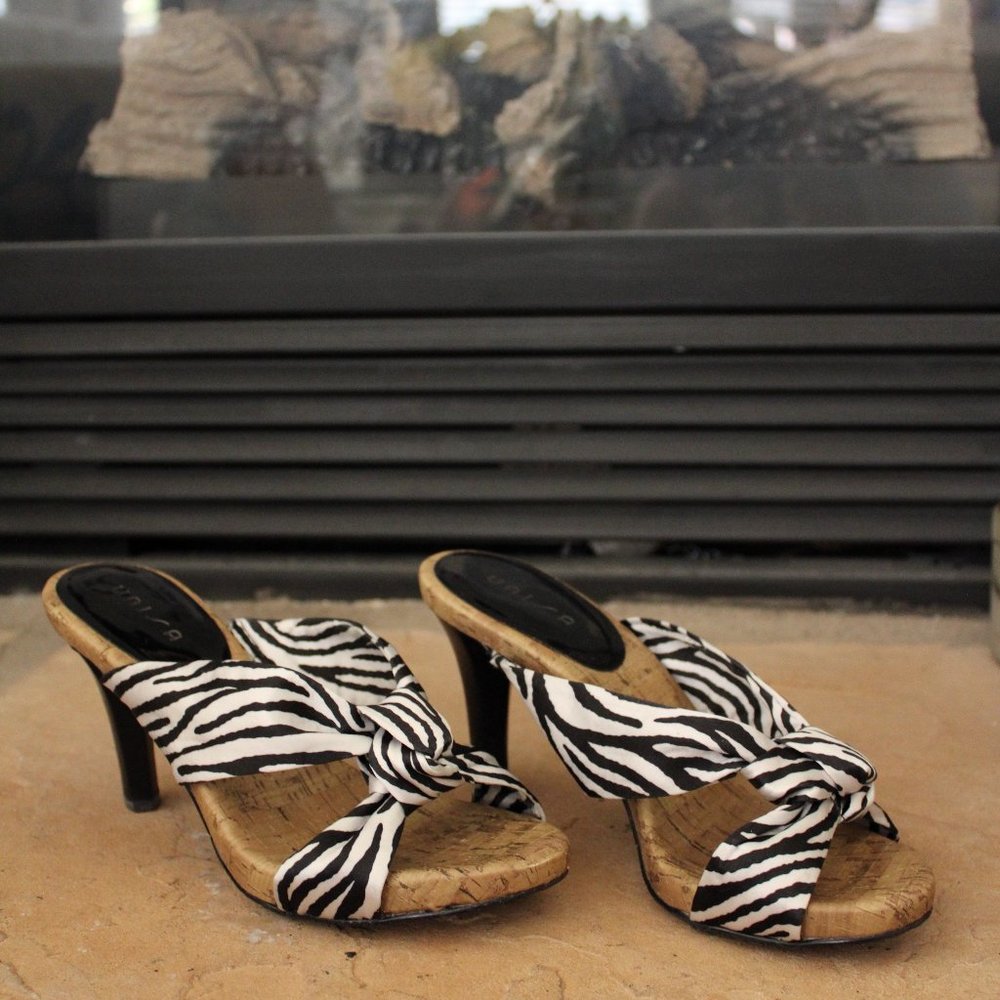 Unia Black and White Satin Heels